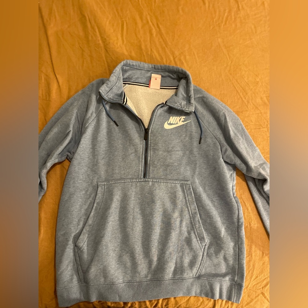 Women’s Nike Quarter-zip Pullover